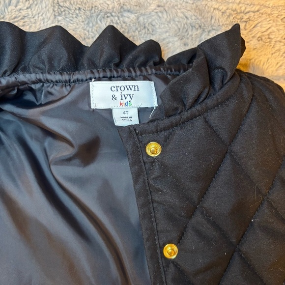 Crown & Ivy 4T Black Quilted Vest Snap Buttons Preppy Girls - Picture 2 of 4